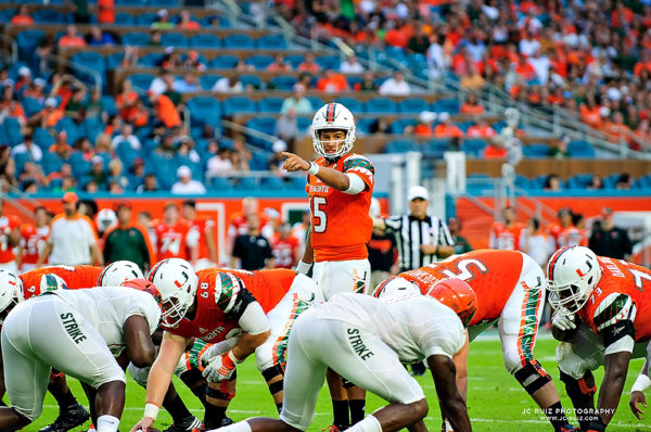 Brad Kaaya calls out the play