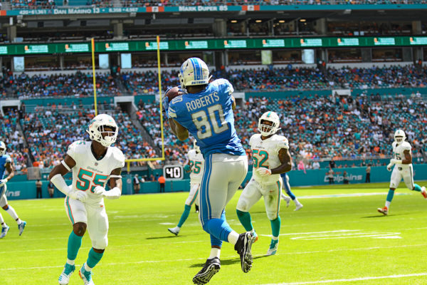 Detroit Lions tight end Michael Roberts (80) catches a touchdown pass