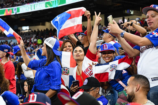 2024 serie del caribe baseball fans